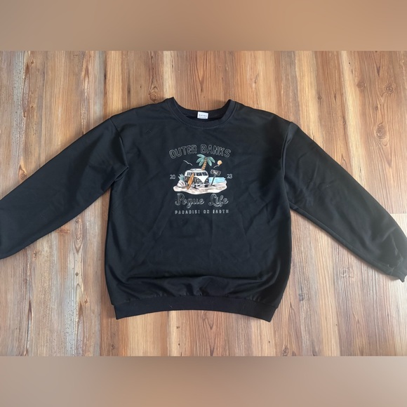Outer Banks Black Sweater - Picture 1 of 2